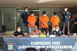 Tipu Korbannya Sampai Rp70 Juta, Penipuan Modus Jasa Buat Plat Dinas Polri dan DPR Terungkap