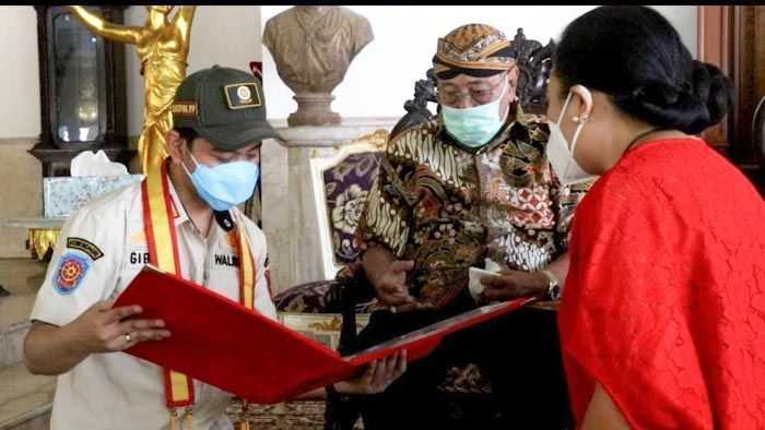 Gibran Dapat Gelar Kanjeng Pangeran dari Keraton Surakarta