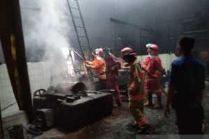 Pabrik Kopi AAA di Jambi Terbakar