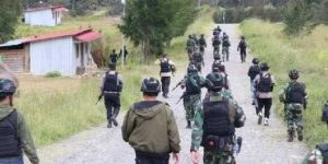 Satu Personel TNI Terluka dalam Baku Tembak dengan KKB di Kiwirok