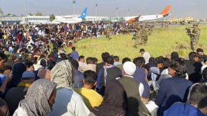 Taliban Buka Kembali Penerbangan Internasional di Bandara Kabul