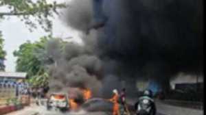 Sebuah Mobil di SCBD Terbakar, Penyebab Belum Diketahui