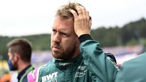 Bos Aston Martin Ingin Vettel Bertahan di Tim-nya