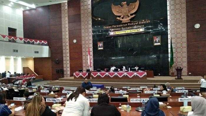 DPRD Surabaya