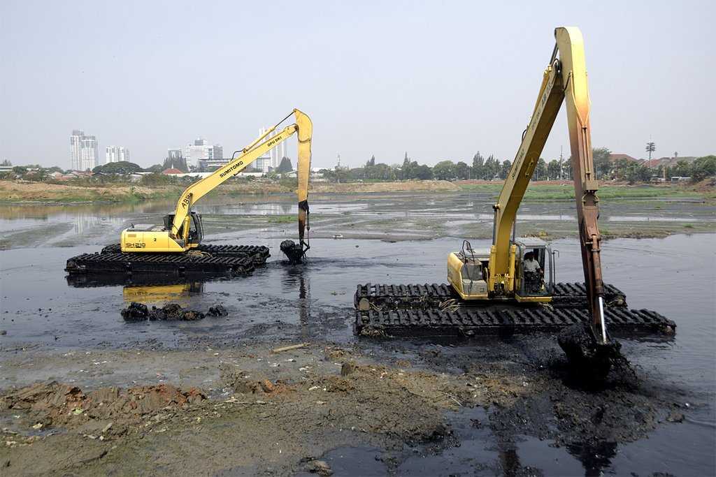 Waduk Karian