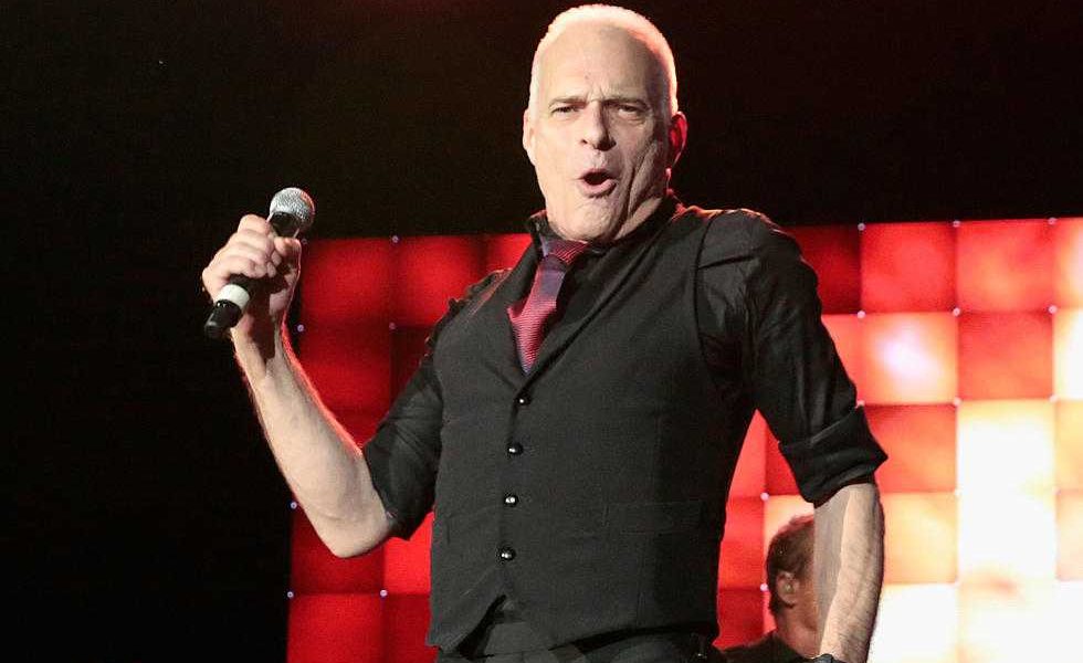 Vokalis Van Halen David Lee Roth Putuskan Pensiun dari Dunia Musik