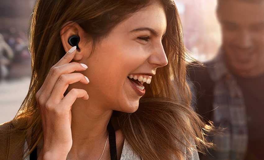 Gandeng Maison Kitsune, Samsung Luncurkan Earbuds Galaxy Buds 2 dan Galaxy Watch 4