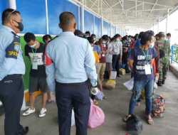 Tiga PMI yang Dideportasi dari Malaysia Disebut Terpapar Covid-19