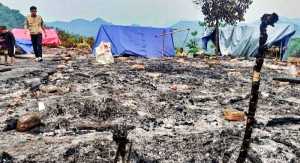 Respons Mensos Pasca Kebakaran Rumah Suku Baduy