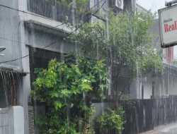 BMKG: Jakarta Diprediksi Diguyur Hujan Ringan Siang hingga Malam,S abtu 15 November