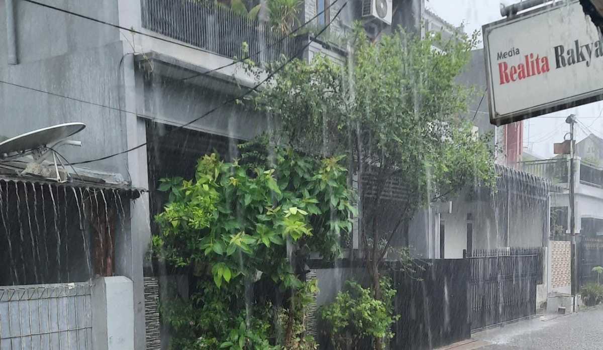 BMKG: Hujan Ringan Diperkirakan Guyur Jakarta pada Rabu