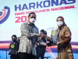 Mendag Beri Penghargaan ke Bupati Purwakarta