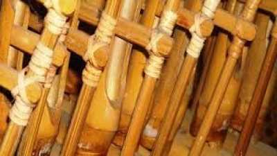 Angklung Kayu Pertama di Dunia Diperkenalkan di Tokyo