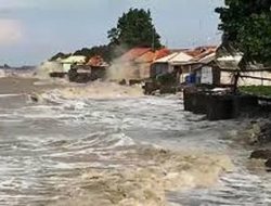 BPBD Lebak Imbau Wisatawan di Pantai Selatan Tak Berenang