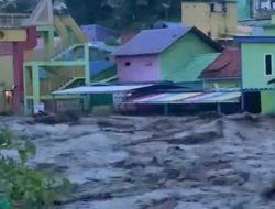Sebanyak 1.200 Paket Sembako untuk Korban Bencana Banjir Bandang di Kota Batu Disalurkan