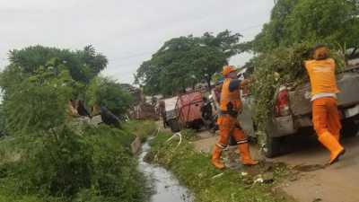 Genangan Air Akibat Banjir Rob di Jalan RE Martadinata Jakut Surut
