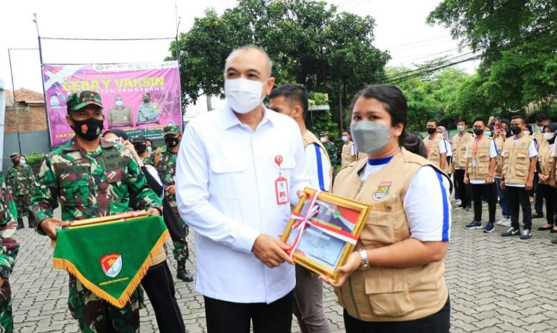Ratusan Nakes RSCS Wisma Atlet Dipulangkan Pemkab Tangerang
