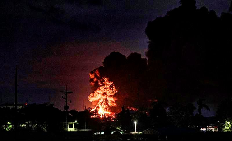 Kilang Minyak Cilacap Terbakar