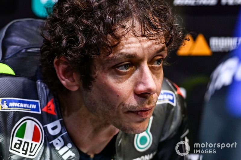 MotoGP Valencia: Valentino Rossi Tempati Posisi Buncit di FP2