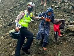 Polantas Ikut Disiagakan untuk Membantu Pengguna Jalan Saat Terjadi Longsor dan Banjir di Aceh