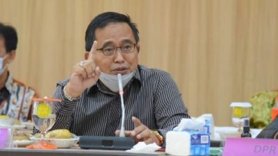 DPR Ingatkan Pelabuhan Merak Setiap Informasi Perkiraan Cuaca Merujuk BMKG