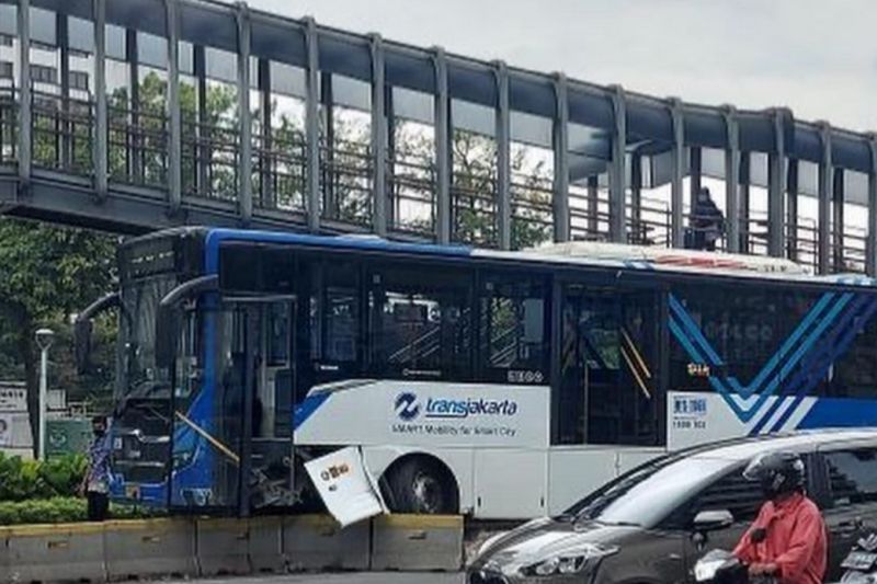 Sering Kecelakaan, BUMD DKI Libatkan KNKT Audit TransJakarta