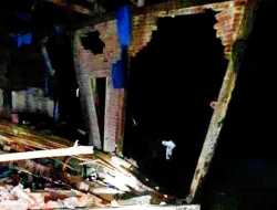 Pemkab Majene Diminta Turun Tangan Bantu Warga Korban Banjir Rob