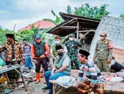Pemkab Pamekasan Bantu Para Korban Angin Kencang di Tiga Kecamatan