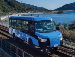 Jepang Hadirkan Kendaraan Mode Ganda Pertama di Dunia