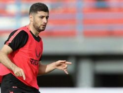 LIGA 1 INDONESIA – Resmi Gabung Persita, Nuriddin Davronov Tempati Posisi Gelandang Bertahan
