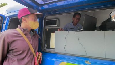 Pemkab Karangasem Bali Permudah Izin Usaha Lewat Program