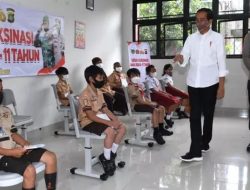 Presiden Jokowi Tinjau Dimulainya Vaksinasi Anak Usia 6-11 Tahun di DKI
