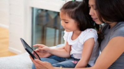 Di Era Digital, Tantangan Seorang Ibu Makin Berat