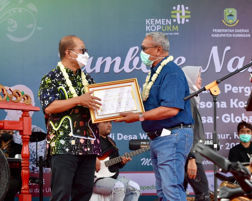 Teten Masduki Dapat Gelar Bapak Transformasi UMKM