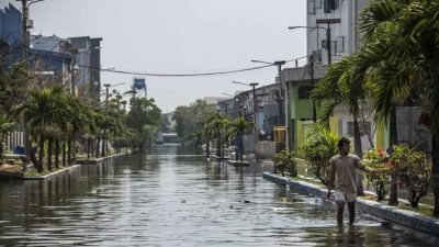 BPBD DKI Ingatkan Warga Waspadai Potensi Banjir Rob di Pesisir Jakarta