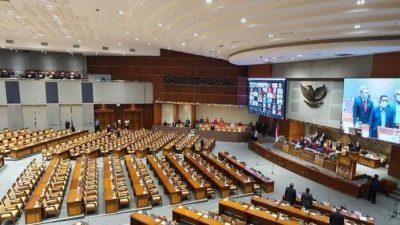 Revisi UU MK Disetujui Jadi RUU Inisiatif DPR