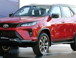 Toyota Fortuner Legender Sudah Mulai Diproduksi di Dalam Negeri