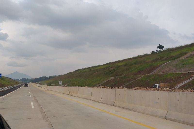 Tarif Tol Cisumdawu Rp 1 Ribu Per Kilometer