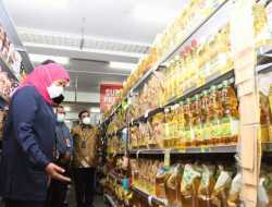 Gubernur Jatim Minta Satgas Pangan Turun Pantau Harga Minyak Goreng