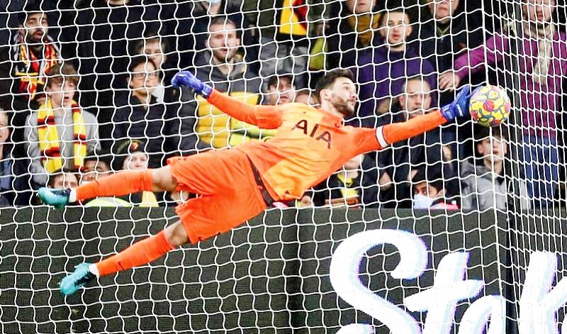 Antonio Conte Yakin Hugo Lloris Perpanjang Kontrak