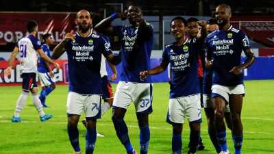 Pelatih Persib: Dua Pemain Baru Masih Butuh Adaptasi