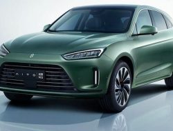 Huawei Catat Ada 6 Ribu Unit Pesanan Mobil Aito M5