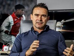 LIGA BELANDA – Akibat “Pesan tidak Pantas”, Direktur Ajax Marc Overmars Mundur