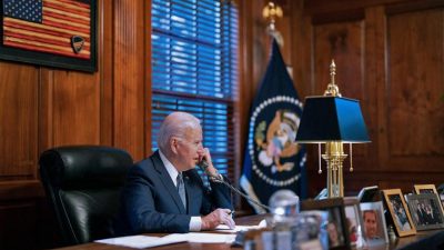 Biden dan Xi "Video Call" Bahas Krisis Rusia-Ukraina