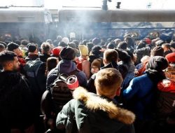 Sejak Invasi Rusia, UNHCR: Setidaknya 370 Ribu Orang Mengungsi dari Ukraina