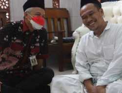 Saat Kunker ke Rembang, Ganjar Sowan ke Tiga Kiai