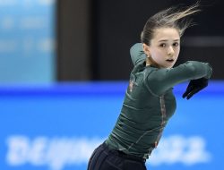 Rusia Pasang Badan untuk Atlet Skaternya Kamila Valieva yang Terbukti Gagal Lolos Tes Doping