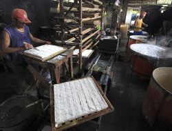 Protes Mahalnya Harga Kedelai, Produsen Tempe dan Tahu di Jakarta Ancam Mogok Produksi