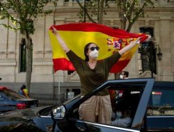 Spanyol Bakal Cabut Aturan Wajib Masker Bagi Warganya