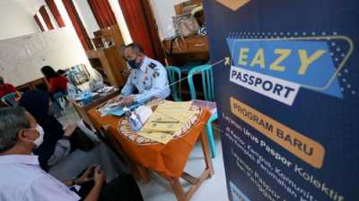 Imigrasi Mataram Periksa WNA China karena Jual Mutiara Impor Ilegal